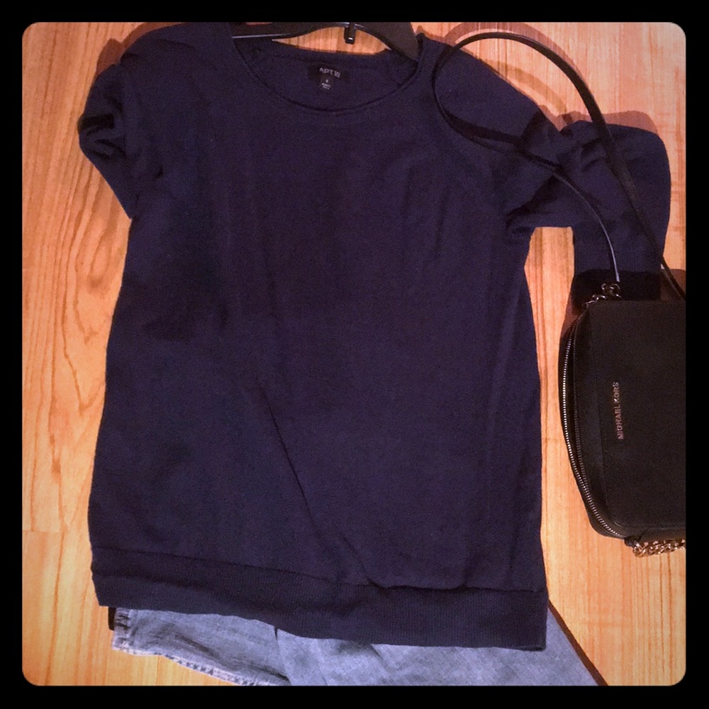Navy blue sweater 3/4 sleeve